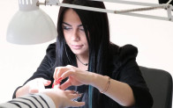 ESS GÜZELLİK MERKEZİ İŞLETMECİSİ EMEL SUAKLIER YILIN ESTETİSYENİ SEÇİLDİ
