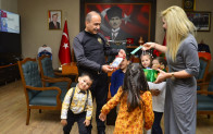 OKULLARDAN ADANA  İL EMNİYET MÜRÜRÜ DOĞAN İNCİ’YE ANLAMLI ZİYARET