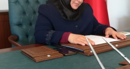 Yenilik Partisi Genel Başkan Yardımcısı Elif Karakuş ‘dan Öğretmenler Günü Kutlaması