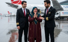 Bir okul öğretmeni olan Ayşe Yılmaz