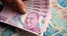 Bir sabah banka hesabımdan gelen mesaj, kocamın başka bir kadın için 10 milyon liralık bir ev satın aldığını ortaya çıkardı