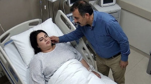 Doktorlar, üç aydır komada olan bir kadını makineden ayırmaya karar verdiler