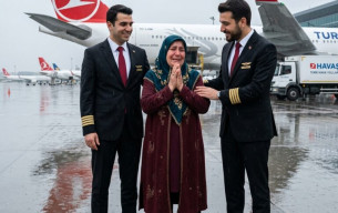 Bir okul öğretmeni olan Ayşe Yılmaz