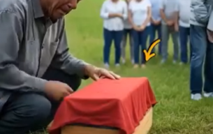 Torununun Cenazesinde Tabutu Açan Yaşlı Adamın Gördüğü Şey