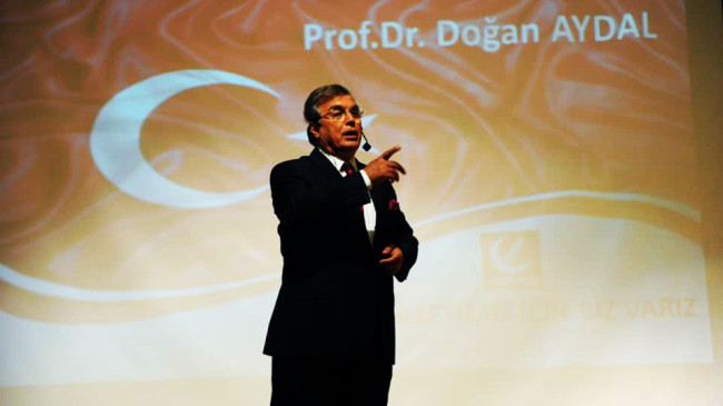 Prof. Aydal uyardı: Böyle giderse ‘Muz Cumhuriyeti’ olmamız kaçınılmaz!
