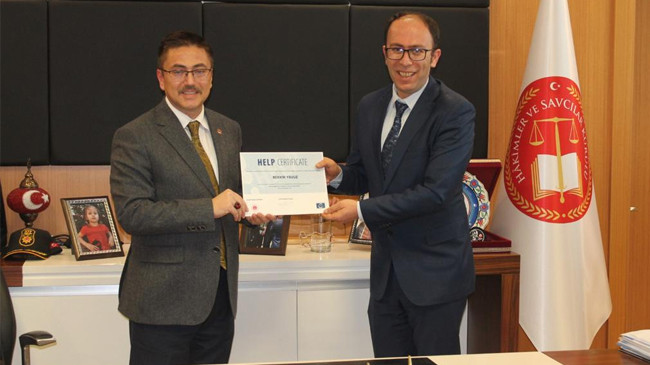 Van Adliyesi personeline sertifika