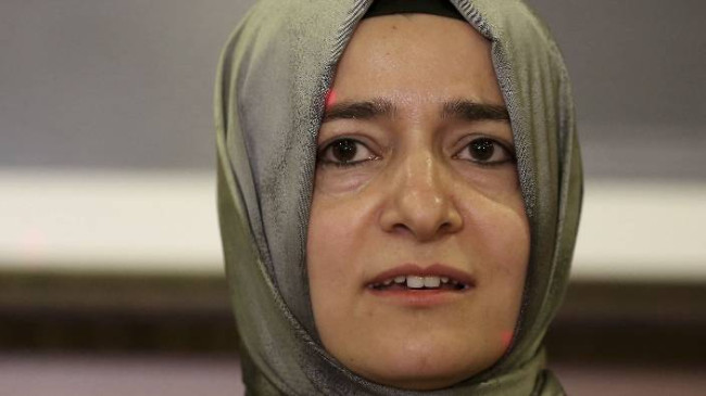 AKP’li Fatma Betül Sayan Kaya İBB’yi eleştireyim derken fena faka bastı