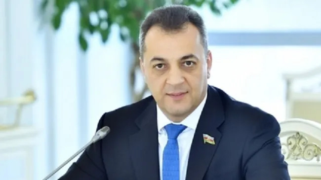 Vugar İsgandarov: “Azerbaycan toprak bütünlüğü yolunda hiçbir zorluk kabul etmiyor!”